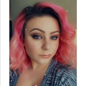 Meet your Posher, Jillian